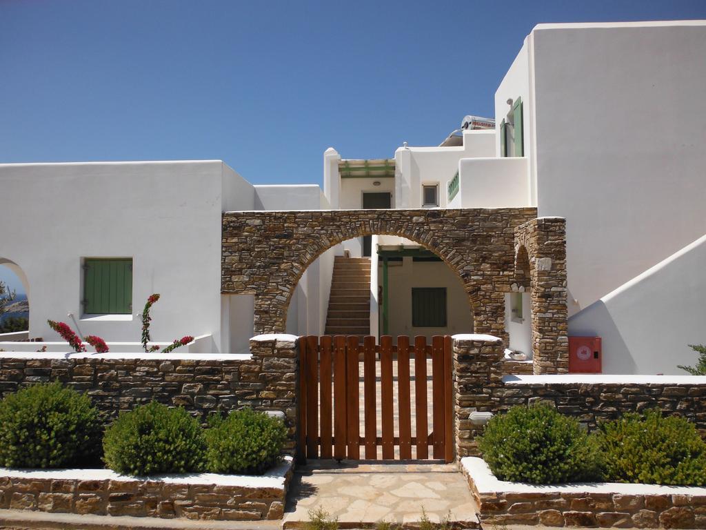 St George Antiparos Apartments And Studios Agios Georgios  Екстериор снимка