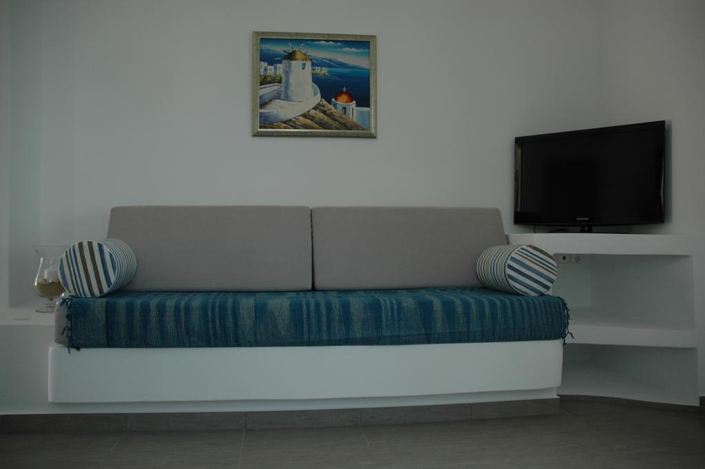 St George Antiparos Apartments And Studios Agios Georgios  Екстериор снимка