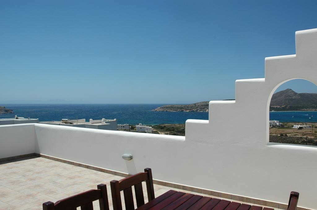 St George Antiparos Apartments And Studios Agios Georgios  Екстериор снимка