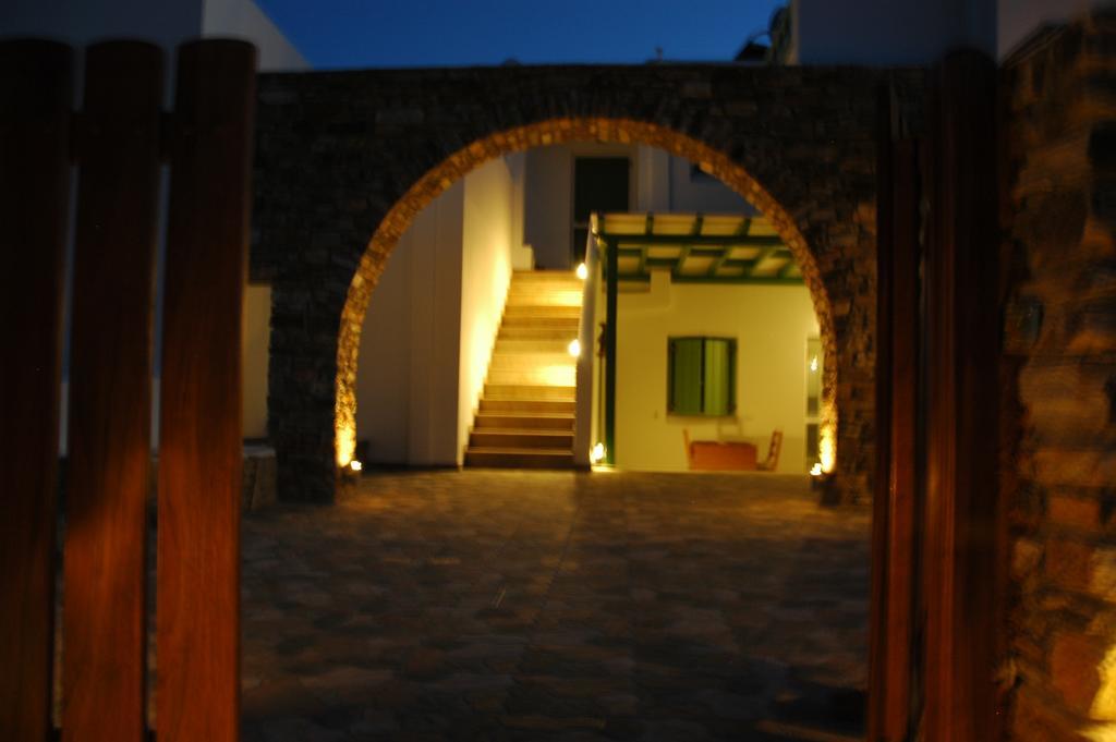 St George Antiparos Apartments And Studios Agios Georgios  Екстериор снимка